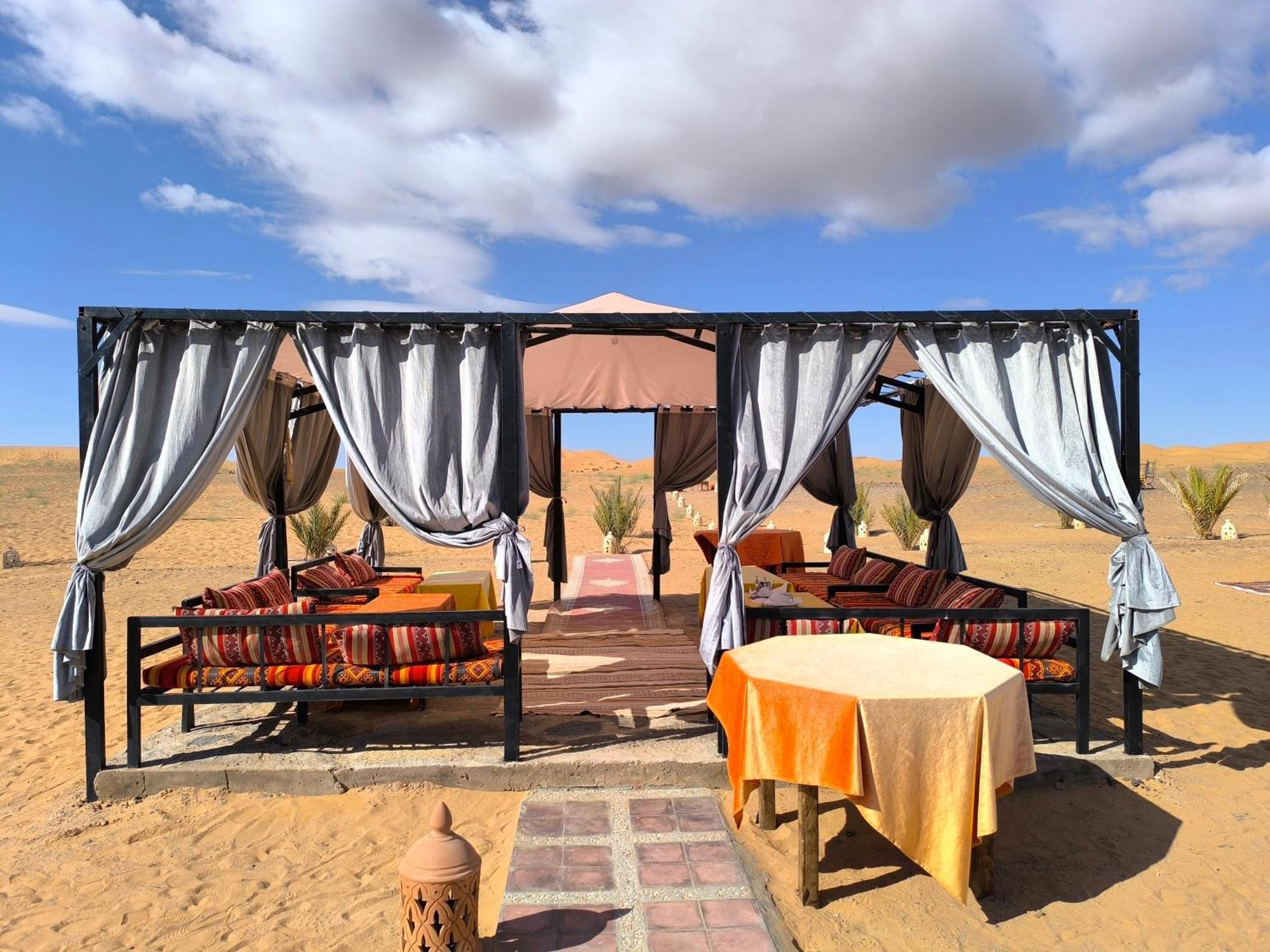 Hotel Luxury Bega Camp Merzouga Exterior foto